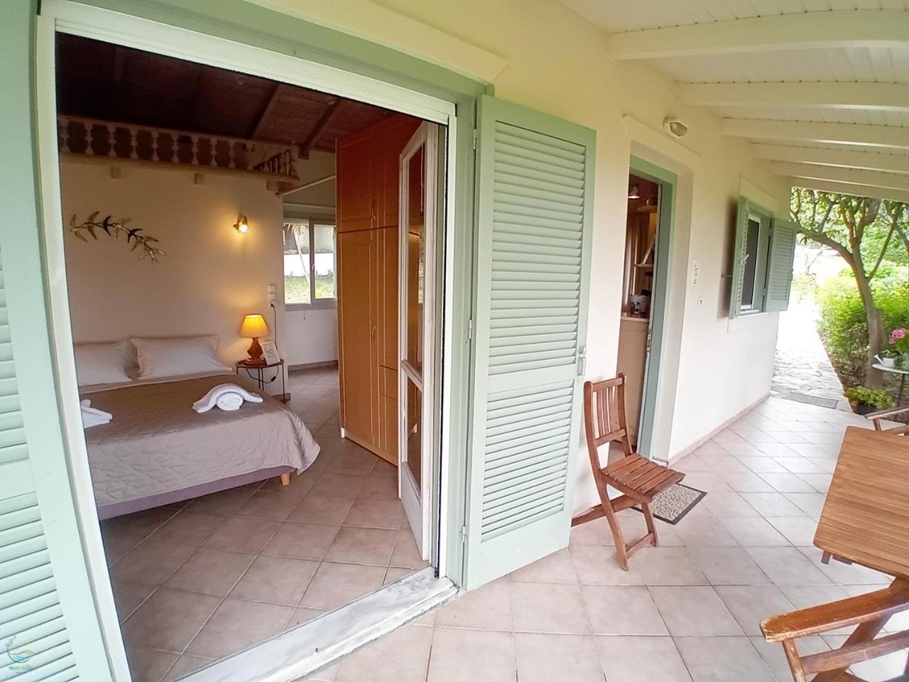 Muses Villas Finikounta Room photo